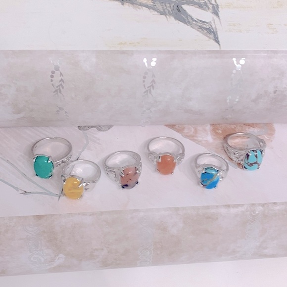 🔺3/$20 - Rings Bundle Gem Stones Variety Of Sizes - Picture 2 of 2